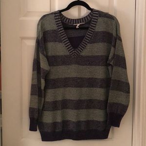BCBG slouchy v neck sweater